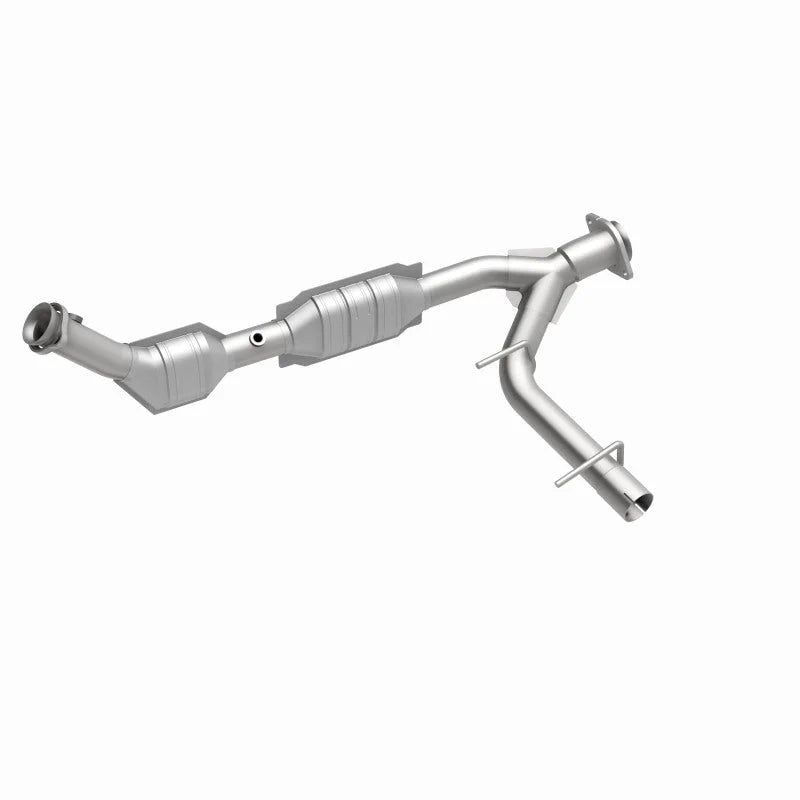 MagnaFlow Conv DF 03-04 Exped Passenger Side 4.6L - Installation View