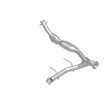 Load image into Gallery viewer, MagnaFlow Conv DF 03-04 Ford Expedition 5.4L V8 Passenger Side - Additional View 7
