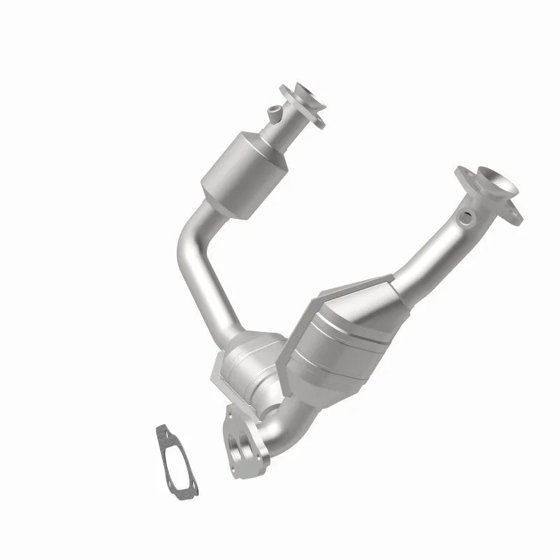 MagnaFlow Conv DF 03-04 Ranger 3.0L - Installation View