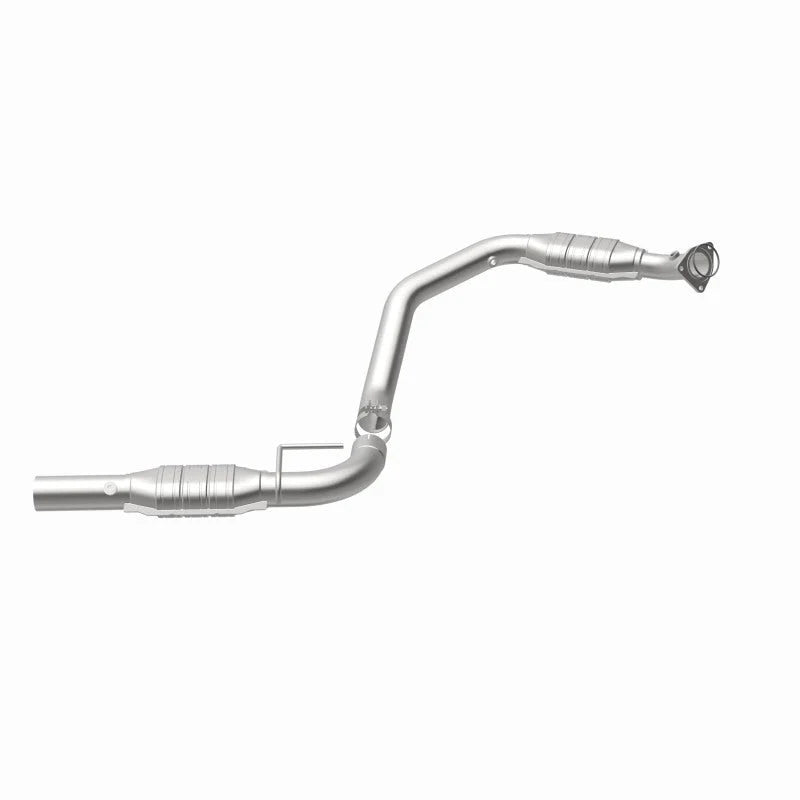 MagnaFlow Conv DF 03-05 Express 2500 4.8L Driver Side - Back View