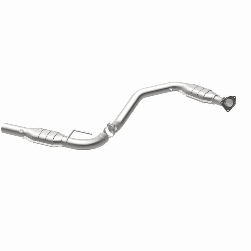 MagnaFlow Conv DF 03-05 Express 2500 4.8L Driver Side - Installation View