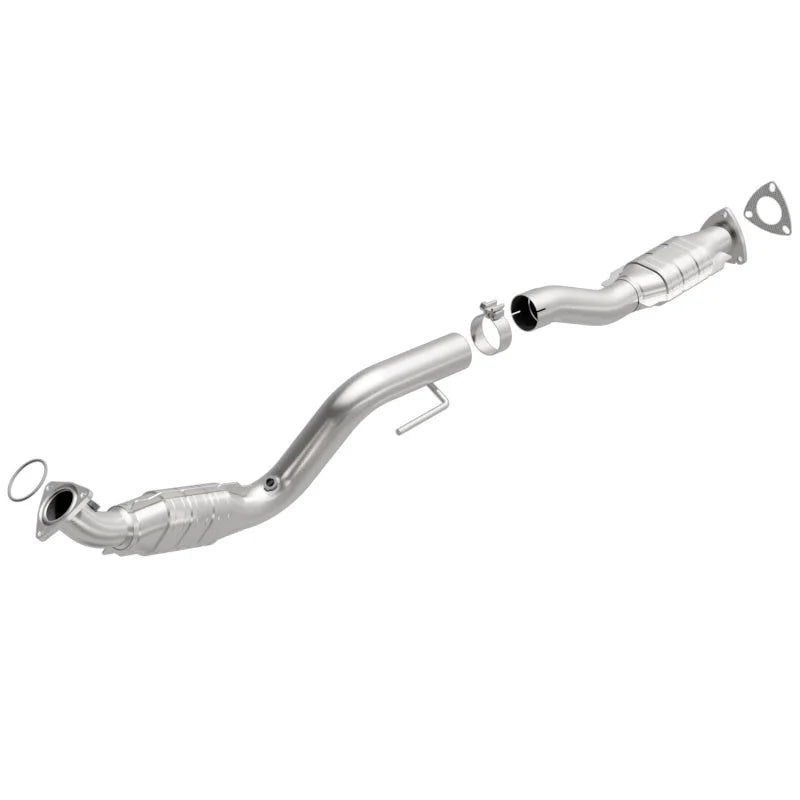 MagnaFlow Conv DF 03-05 Express 2500 4.8L Passenger Side - Side View