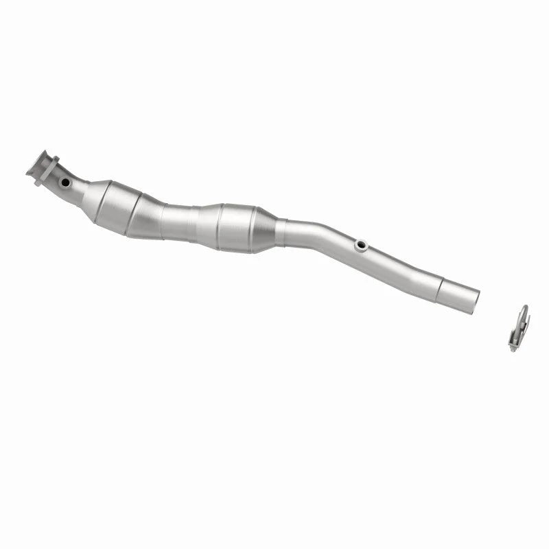 MagnaFlow Conv DF 03-05 R Rover HSE4.4 D/S OE - Installation View