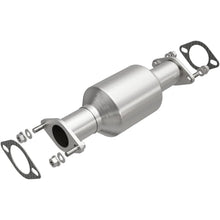 Load image into Gallery viewer, MagnaFlow Conv DF 03-06 Kia Sorento 3.5L Rear (49 State) - Side View