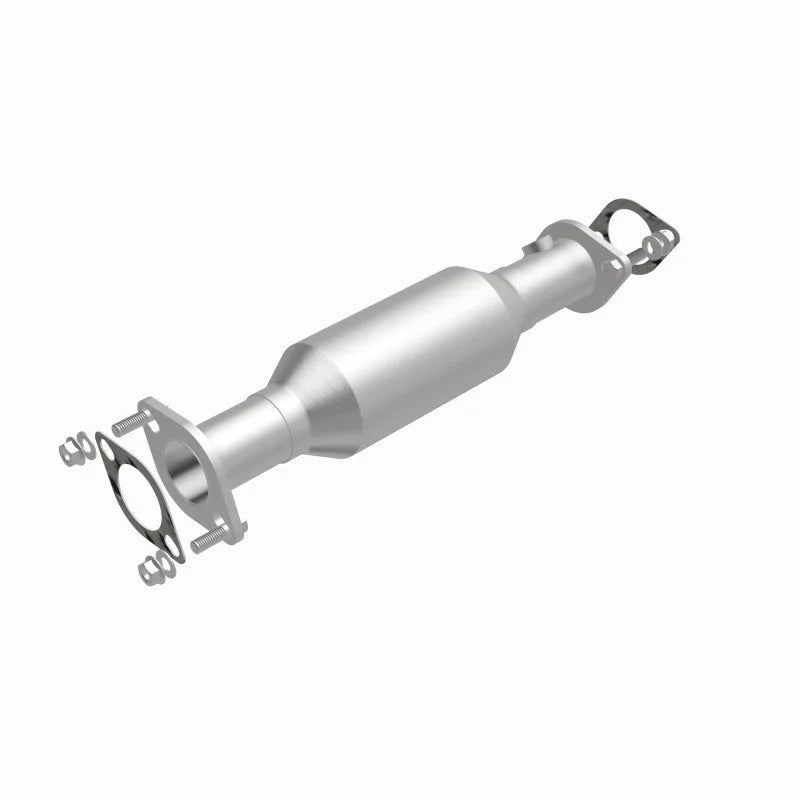 MagnaFlow Conv DF 03-06 Outlander 2.4L - Back View