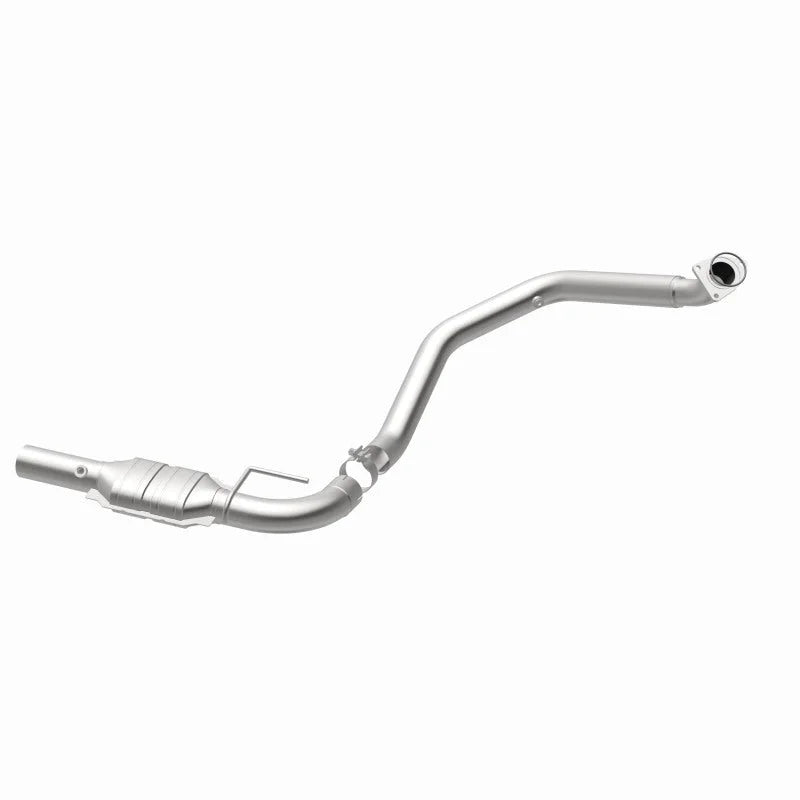 MagnaFlow Conv DF 03-09 GM 2500/3500 Driver Side - Installation View
