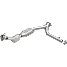 Load image into Gallery viewer, MagnaFlow Conv DF 03 Lincoln Navigator 5.4L - Main Product View