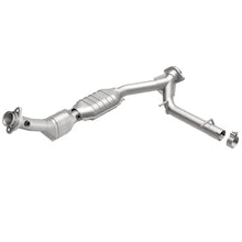 Load image into Gallery viewer, MagnaFlow Conv DF 03 Lincoln Navigator 5.4L - Side View