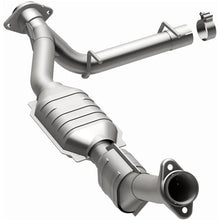 Load image into Gallery viewer, MagnaFlow Conv DF 03 Lincoln Navigator 5.4L - Additional View 5