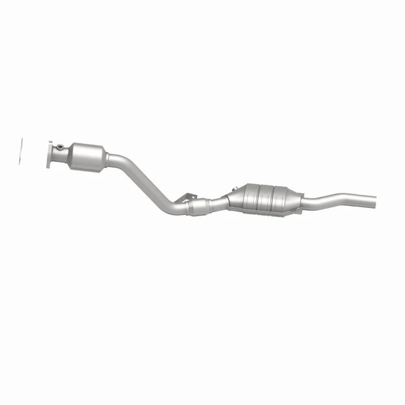 MagnaFlow Conv DF 03 Volkswagen Passat 2.8L - Installation View