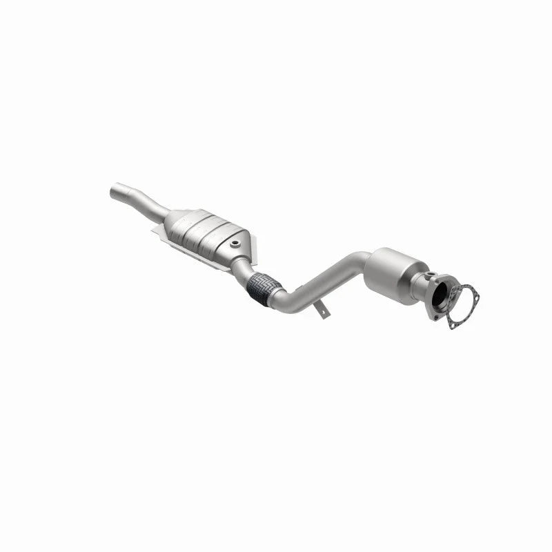 MagnaFlow Conv DF 03 Volkswagen Passat 2.8L - Side View