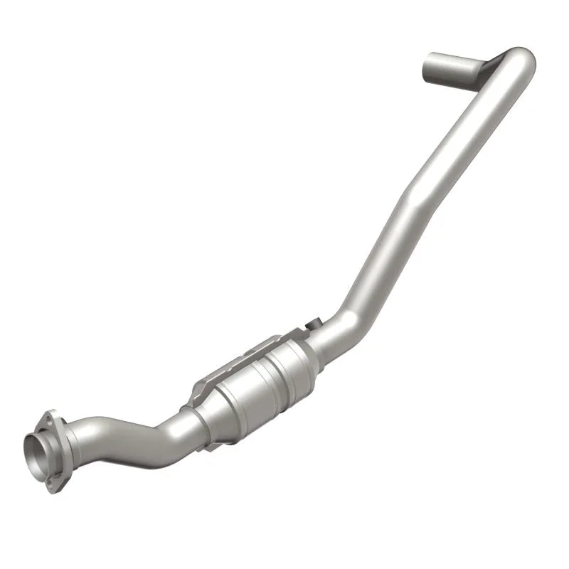 MagnaFlow Conv DF 04-05 Dodge RAM 1500 Pickup 3.7L (Inc 4WD 4.7L) D/S - Side View