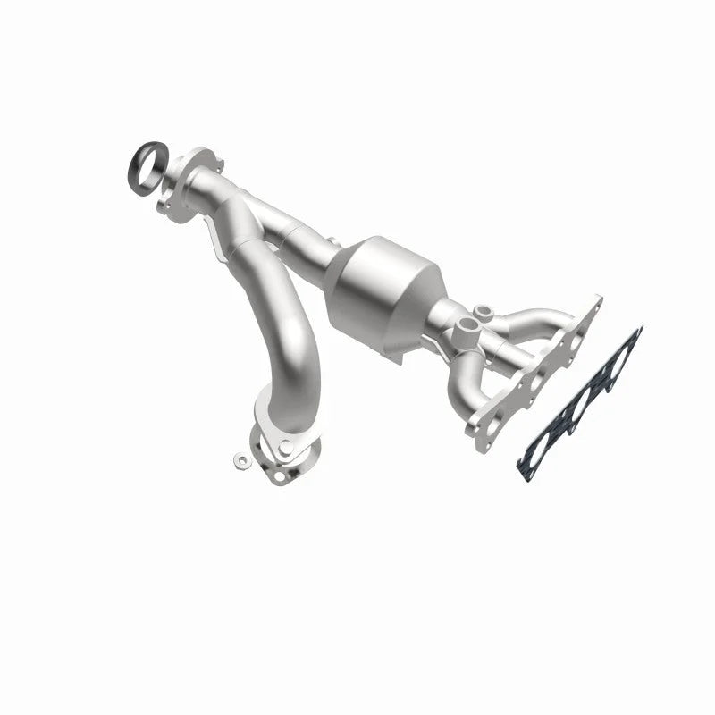 MagnaFlow Conv DF 04-05 Mitsu Endeavor 3.8L - Installation View