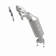 Load image into Gallery viewer, MagnaFlow Conv DF 04-05 Suz Verona2.5 Manifold Rear - Back View
