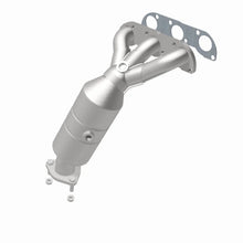 Load image into Gallery viewer, MagnaFlow Conv DF 04-05 Suz Verona2.5 Manifold Rear - Additional View 10