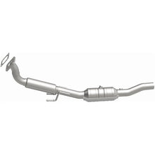 Load image into Gallery viewer, MagnaFlow Conv DF 04-05 VW Jetta 2L - Back View