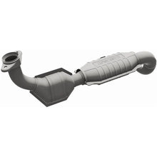 Load image into Gallery viewer, MagnaFlow Conv DF 04-06 Ford F-150 Pick Up (Exc Heritage) / 06 Lincoln Mark LT Truck Driver Side - Additional View 7