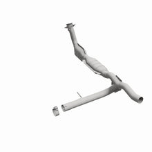 Load image into Gallery viewer, MagnaFlow Conv DF 04-06 Ford F-150 Pick Up (Exc Heritage) / 06 Lincoln Mark LT Truck Passenger Side - Additional View 8