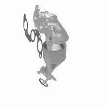 Load image into Gallery viewer, MagnaFlow Conv DF 04-06 Toyota Sienna 3.3L - Back View