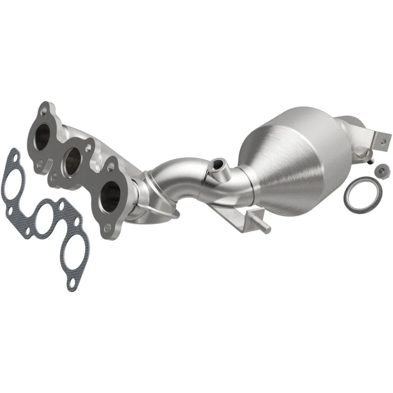 MagnaFlow Conv DF 04-06 Toyota Sienna 3.3L - Side View
