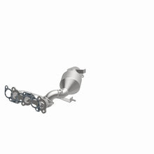 Load image into Gallery viewer, MagnaFlow Conv DF 04-06 Toyota Sienna 3.3L - Additional View 5