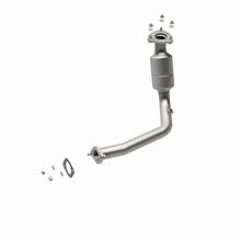 Load image into Gallery viewer, MagnaFlow Conv DF 04 Chevy Malibu 3.5L - Additional View 5