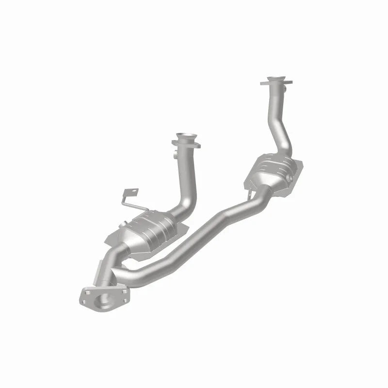 MagnaFlow Conv DF 04 Ford Freestar 3.9L - Installation View