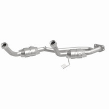 Load image into Gallery viewer, MagnaFlow Conv DF 04 Ford Freestar 3.9L - Additional View 8