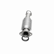 Load image into Gallery viewer, MagnaFlow Conv DF 04 Toyota Sienna 3.3L - Additional View 6