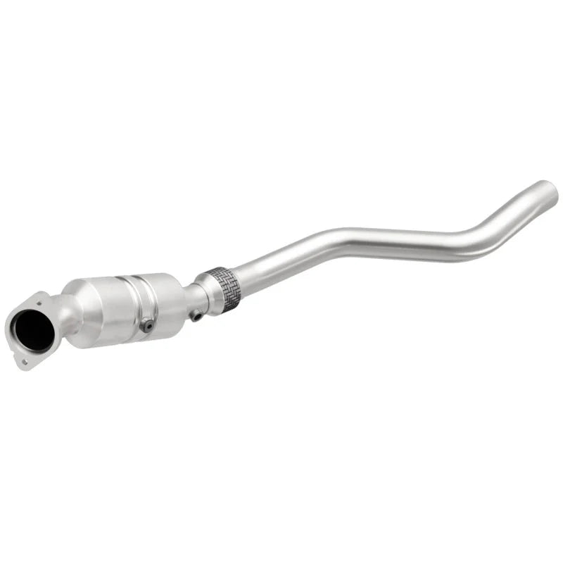 MagnaFlow Conv DF 05-06 300/Magnum 5. OEM - Side View