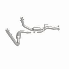 Load image into Gallery viewer, MagnaFlow Conv DF 05-06 Jeep Grand Cherokee 3.7L Y-Pipe Assy (49 State) - Installation View