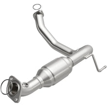 Load image into Gallery viewer, MagnaFlow Conv DF 05-07 4-Run/FJ D/S rr OEM - Main Product View