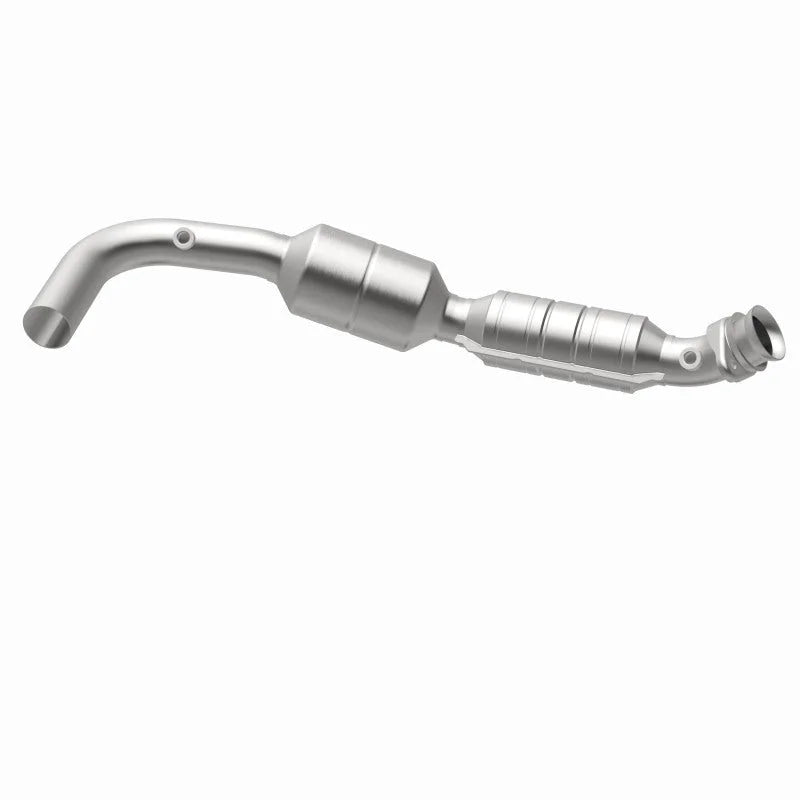 MagnaFlow Conv DF 05-07 Ford E150 4.6L Driver Side - Installation View