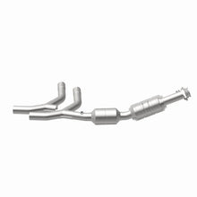 Load image into Gallery viewer, MagnaFlow Conv DF 05-07 Ford E150 4.6L Passenger Side - Additional View 8
