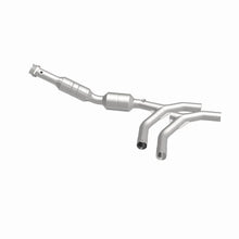 Load image into Gallery viewer, MagnaFlow Conv DF 05-07 Ford E150 4.6L Passenger Side - Additional View 13