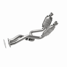 Load image into Gallery viewer, MagnaFlow Conv DF 05-07 Ford F250/F350 5.4L - Side View