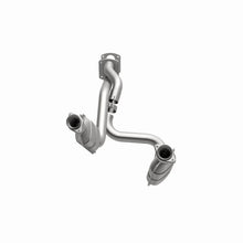 Load image into Gallery viewer, MagnaFlow Conv DF 05-07 Ford F250/F350 5.4L - Back View