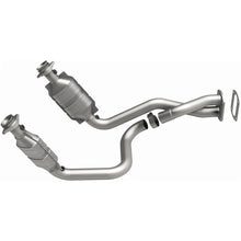 Load image into Gallery viewer, MagnaFlow Conv DF 05-07 Ford F250/F350 5.4L - Additional View 7