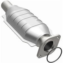 Load image into Gallery viewer, MagnaFlow Conv DF 05-07 Ford Freestyle 3.0L - Back View