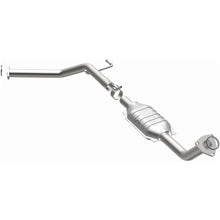 Load image into Gallery viewer, MagnaFlow Conv DF 05-07 Toyota Sequoia 8 4.7L D/S - Additional View 6