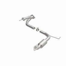 Load image into Gallery viewer, MagnaFlow Conv DF 05-09 Tacoma 4L D/S rr OEM - Back View