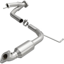 Load image into Gallery viewer, MagnaFlow Conv DF 05-09 Toyota Tacoma 4.0L D/S Rear (49 State) - Main Product View