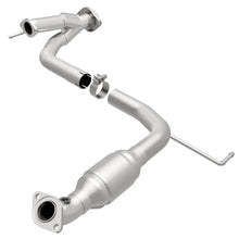 Load image into Gallery viewer, MagnaFlow Conv DF 05-09 Toyota Tacoma 4.0L D/S Rear (49 State) - Side View