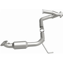 Load image into Gallery viewer, MagnaFlow Conv DF 05-09 Toyota Tacoma 4.0L D/S Rear (49 State) - Additional View 6