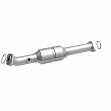 Load image into Gallery viewer, MagnaFlow Conv DF 05-09 Toyota Tacoma 4.0L P/S Rear - Back View