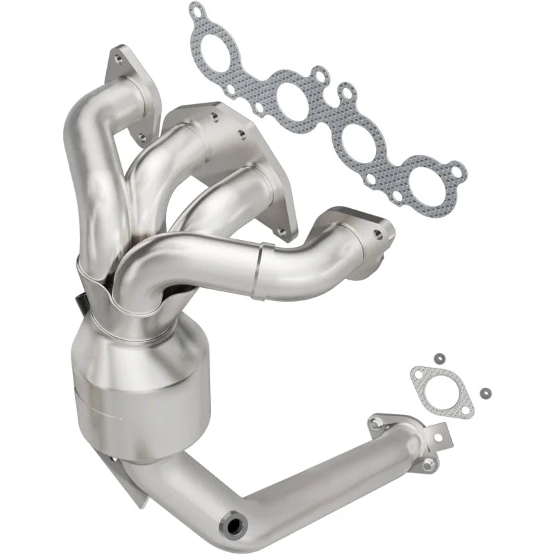 MagnaFlow Conv DF 05-11 Volvo XC90 4.4L Front - Side View