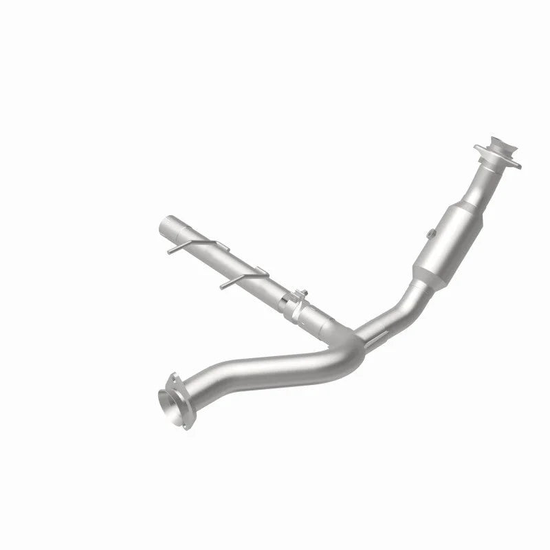 MagnaFlow Conv DF 06-09 Ford Expedition / 07-09 Lincoln Navigator/Navigator L P/S - Installation View