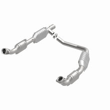 Load image into Gallery viewer, MagnaFlow Conv DF 06 Ford E350 Van 5.4L - Additional View 12