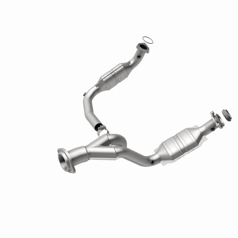MagnaFlow Conv DF 07-08 Escalade 6.2 Driver Side OEM - Back View