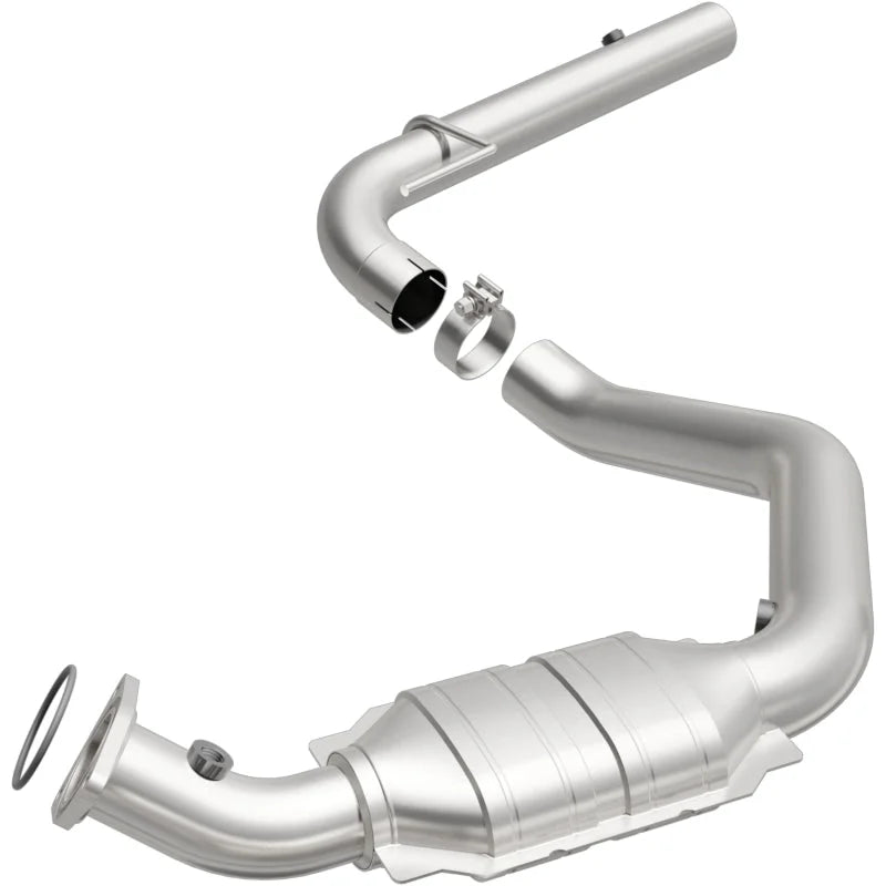 MagnaFlow Conv DF 07-08 Express 2500 4.8L Driver Side - Side View